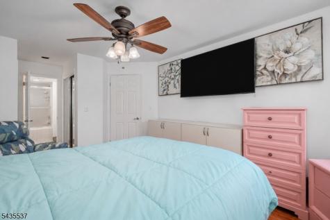 15 Boulder Run Road Paterson NJ 07501