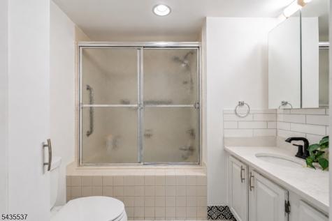 15 Boulder Run Road Paterson NJ 07501