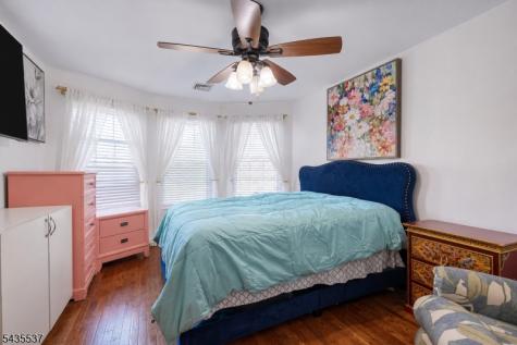 15 Boulder Run Road Paterson NJ 07501