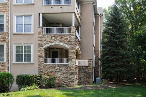 1111 Clinton Lane Rockaway NJ 07866