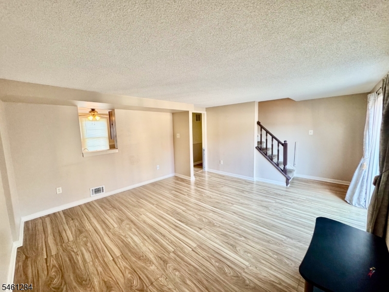 5 Constitution Way Franklin NJ 07416