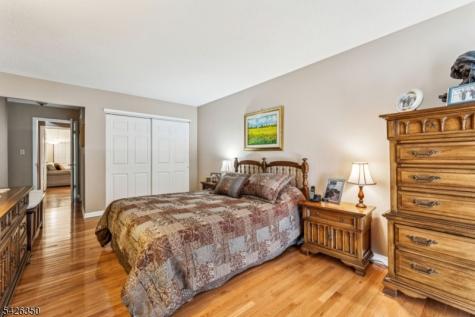 75 Linda Lane Edison NJ 08820