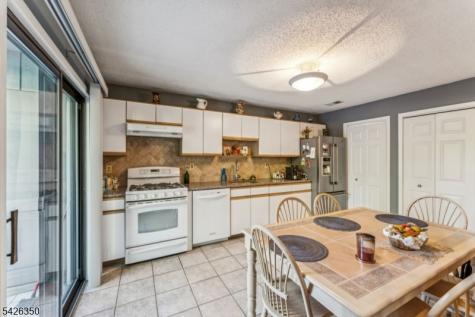 75 Linda Lane Edison NJ 08820