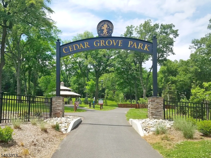 3 Sequoia Drive Cedar Grove NJ 07009
