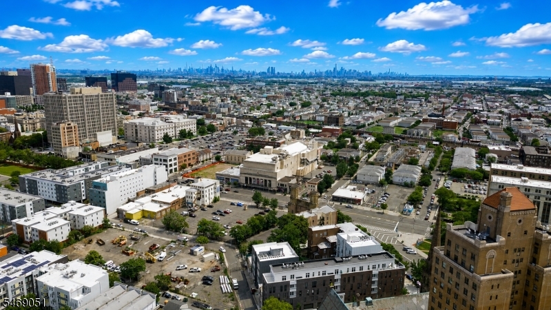 21 Lincoln Park Newark NJ 07102