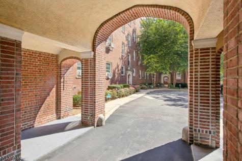 133 Summit Avenue Summit NJ 07901