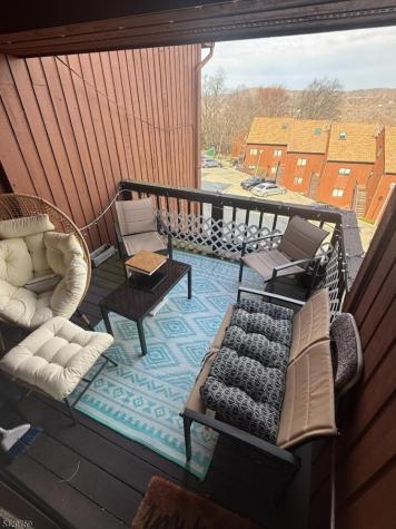 4 Attitash Dr Unit 2 Vernon NJ 07462