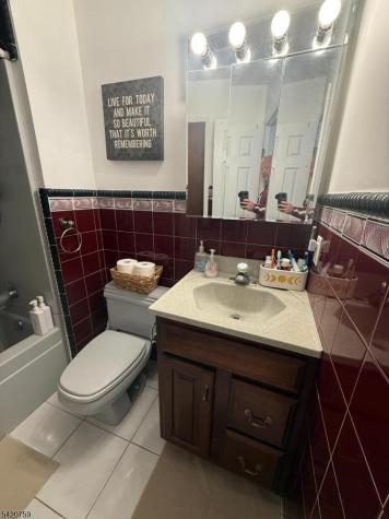4 Attitash Dr Unit 2 Vernon NJ 07462