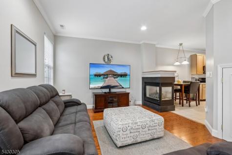 17 Miller Circle Hopewell NJ 08534