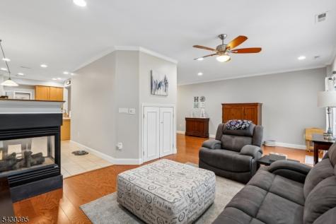 17 Miller Circle Hopewell NJ 08534