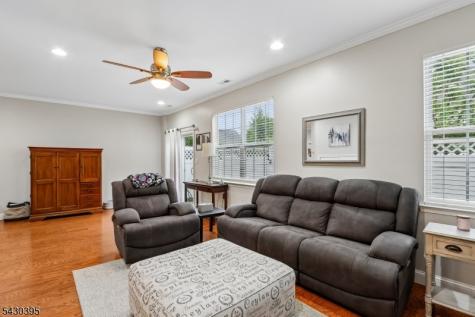 17 Miller Circle Hopewell NJ 08534