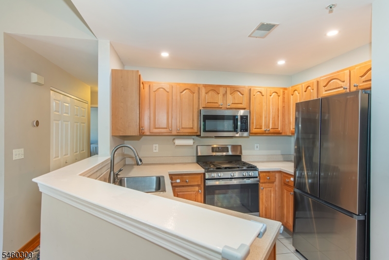 904 Wendover Court Randolph NJ 07869