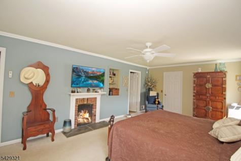2 Eaglet Glen Allamuchy NJ 07840