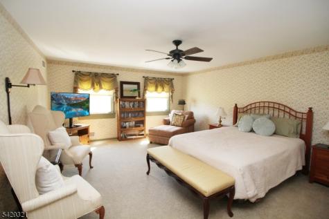 2 Eaglet Glen Allamuchy NJ 07840