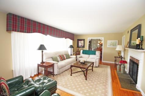 2 Eaglet Glen Allamuchy NJ 07840