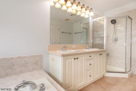 177 Brittany Court Clifton NJ 07013