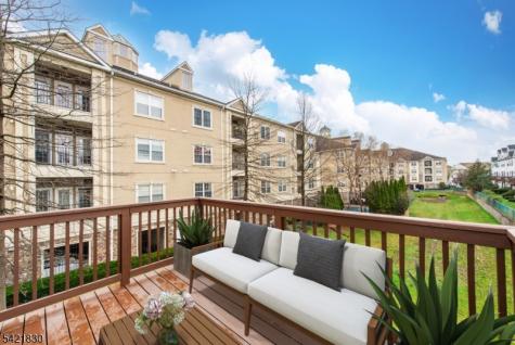 177 Brittany Court Clifton NJ 07013