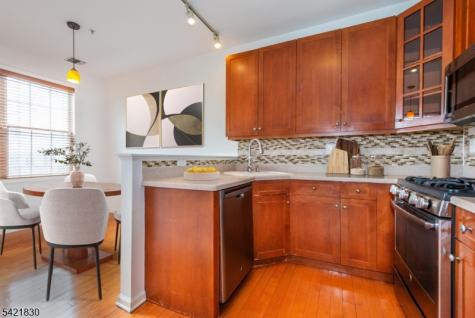 177 Brittany Court Clifton NJ 07013