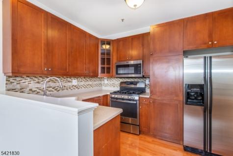 177 Brittany Court Clifton NJ 07013
