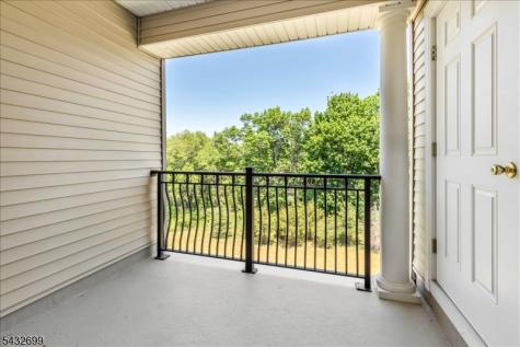 4306 Enclave Circle Franklin NJ 08873