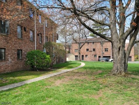 21 Troy Drive Springfield NJ 07081