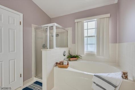 216 Amethyst Way Franklin NJ 08823