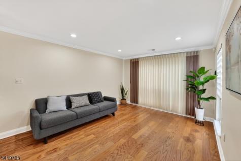 307 Hannah Way Bridgewater NJ 08807
