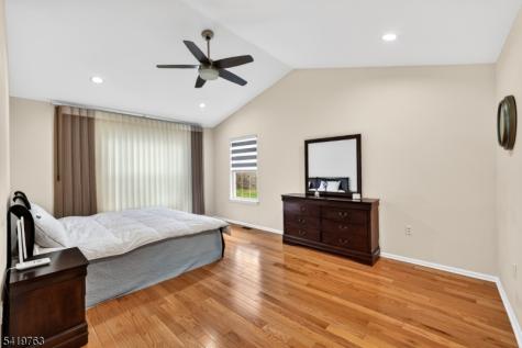 307 Hannah Way Bridgewater NJ 08807
