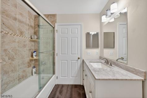 307 Hannah Way Bridgewater NJ 08807