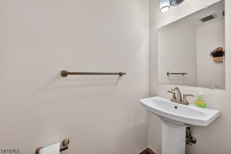 307 Hannah Way Bridgewater NJ 08807