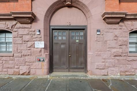 19 Market Street Paterson NJ 07501