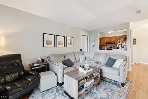 1634 Waterford Drive Edison NJ 08817
