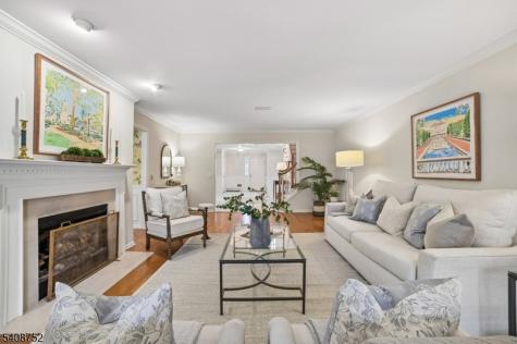 48 Pippins Way Morris NJ 07960