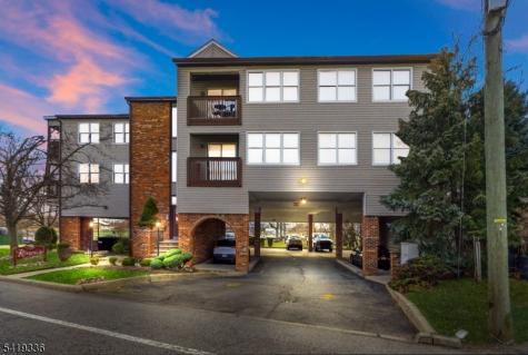 779 Riverside Avenue Lyndhurst NJ 07071