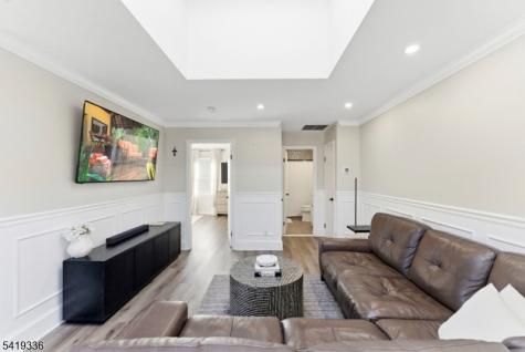 779 Riverside Avenue Lyndhurst NJ 07071