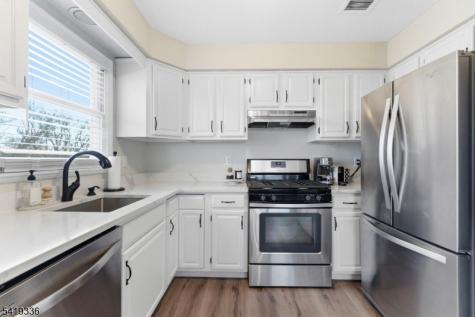 779 Riverside Avenue Lyndhurst NJ 07071