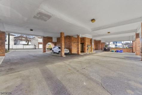 779 Riverside Avenue Lyndhurst NJ 07071