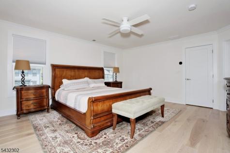 32 Melody Lane Upper Saddle River NJ 07458