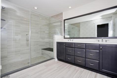 32 Melody Lane Upper Saddle River NJ 07458
