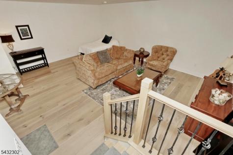32 Melody Lane Upper Saddle River NJ 07458