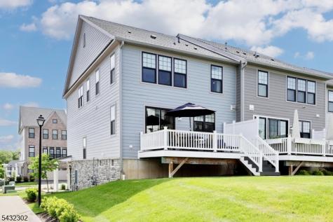 32 Melody Lane Upper Saddle River NJ 07458
