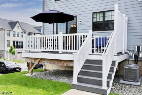 32 Melody Lane Upper Saddle River NJ 07458