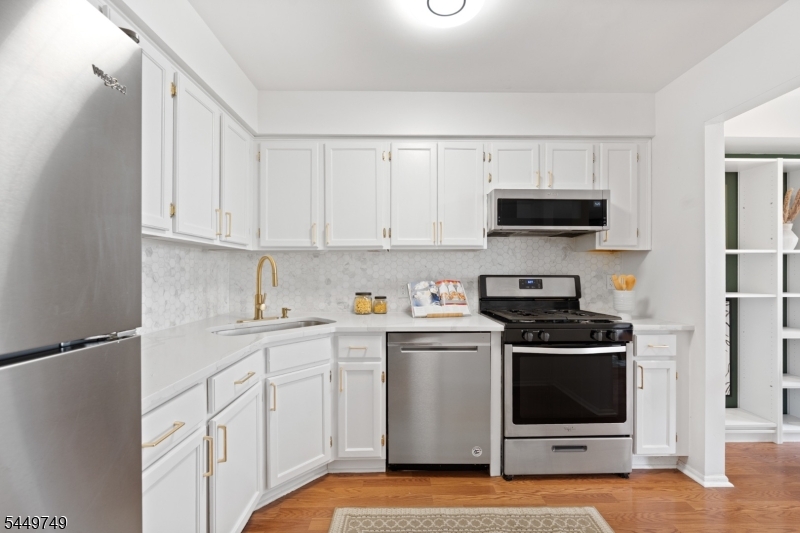 53 Dewitt Lane Hillsborough NJ 08844