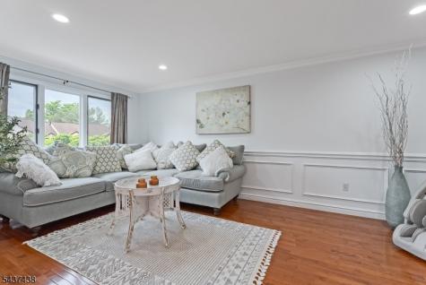 22 Averell Drive Parsippany-troy Hills NJ 07950