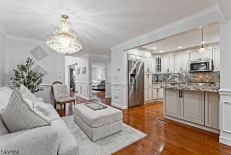 22 Averell Drive Parsippany-troy Hills NJ 07950