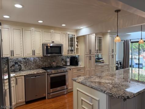 22 Averell Drive Parsippany-troy Hills NJ 07950