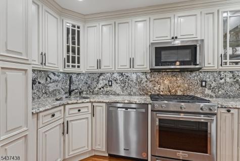 22 Averell Drive Parsippany-troy Hills NJ 07950