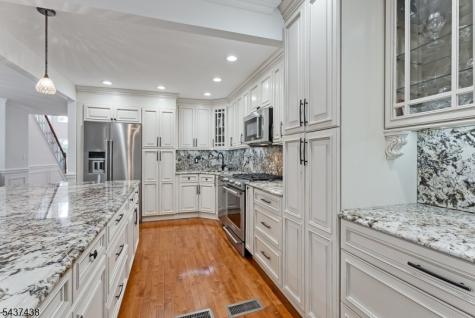 22 Averell Drive Parsippany-troy Hills NJ 07950