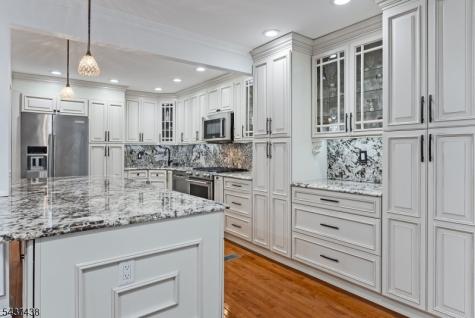 22 Averell Drive Parsippany-troy Hills NJ 07950