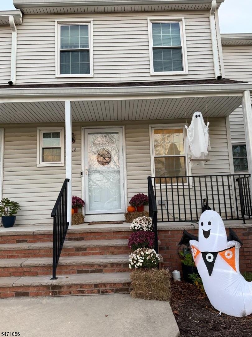 1602 Newbury Court Raritan NJ 08822